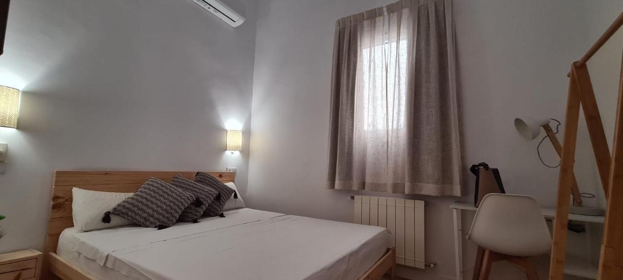 Hostal Andrea Sol Madrid Esterno foto