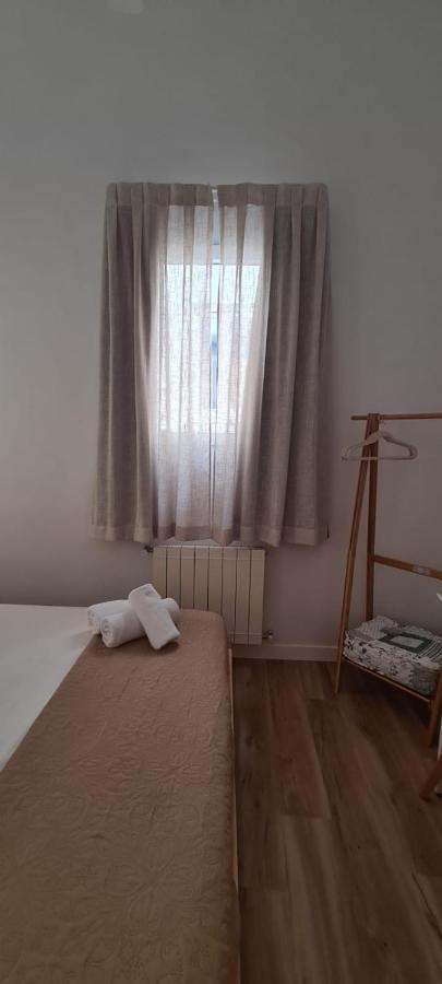 Hostal Andrea Sol Madrid Esterno foto
